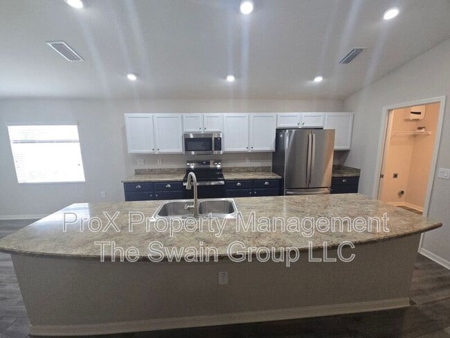 Photo - 1906 Danes Ct