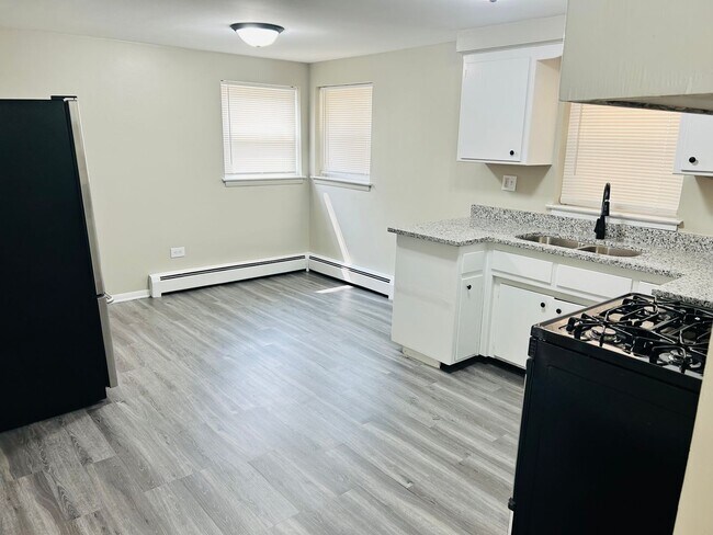 Photo - 3146 Ridgeland Ave Unidad 2E