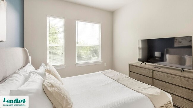 Photo - 3501 Ross Ave Unit 3057