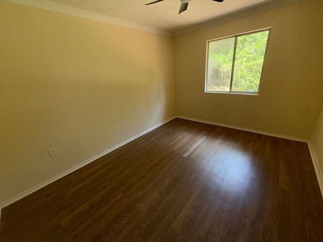 Photo - 6239 Wesley St