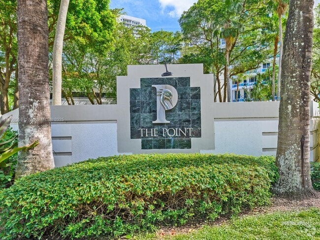 Building Photo - 21205 Yacht Club Dr Unit 601 Rental