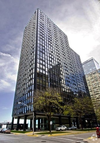 Building Photo - 910 N Lake Shore Dr Unit 2519 Rental