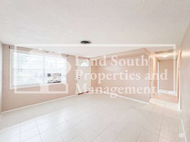 Photo - 2126 Smithfield Pl