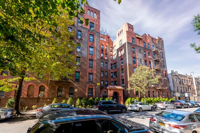 Photo - 3100 Brighton 3rd