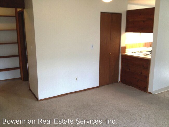 Photo - 2 br, 1 bath House - 676 Tantra Dr. #4D