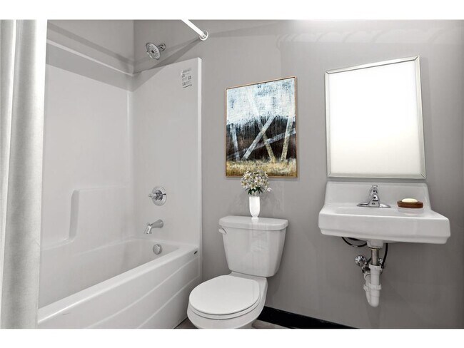 801 SE 9th St Unit 213