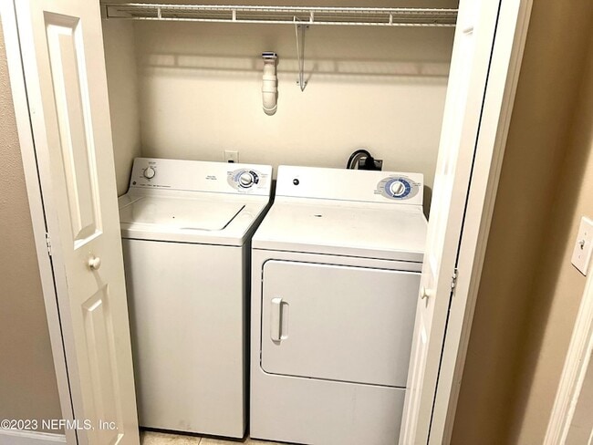 Photo - 1800 Park Ave Unidad 346