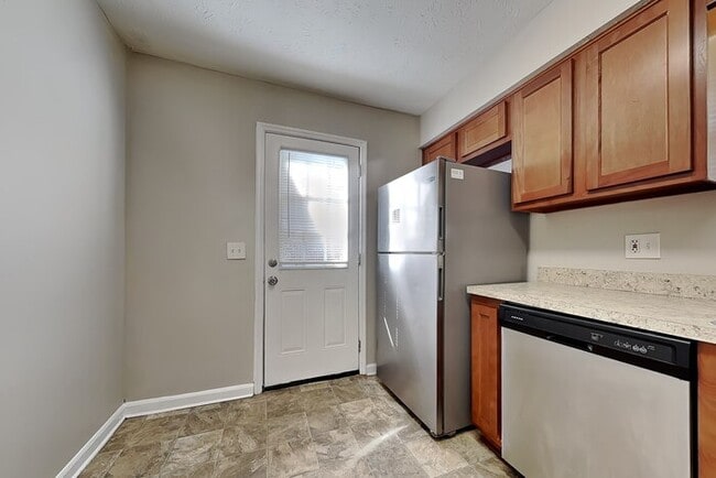 Photo - 2804 Canyon Ct