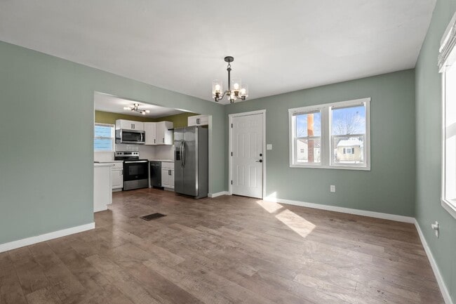 Photo - 1914 N Euclid Ave