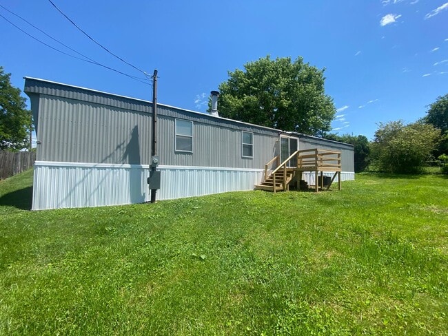 Photo - 1705 Creason Dr