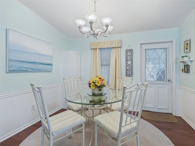 Photo - 1705 W Schwartz Blvd