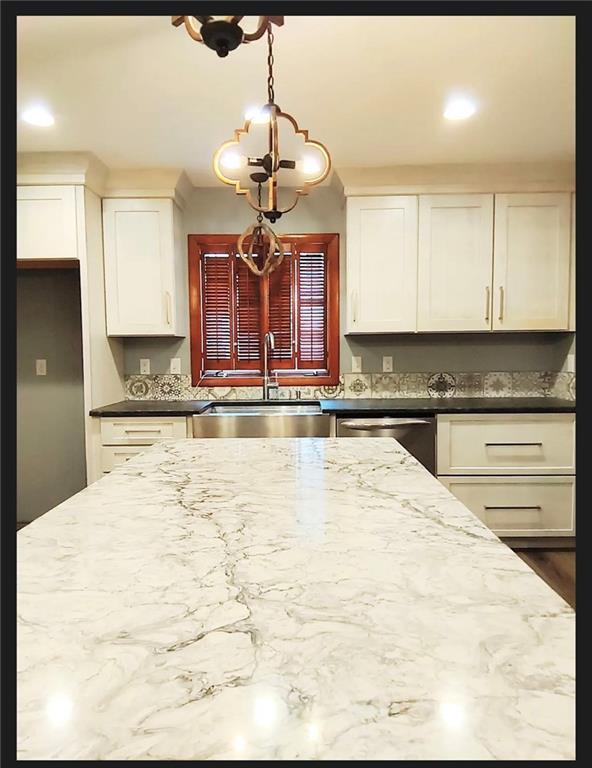 14 Carpenter St Unit 1