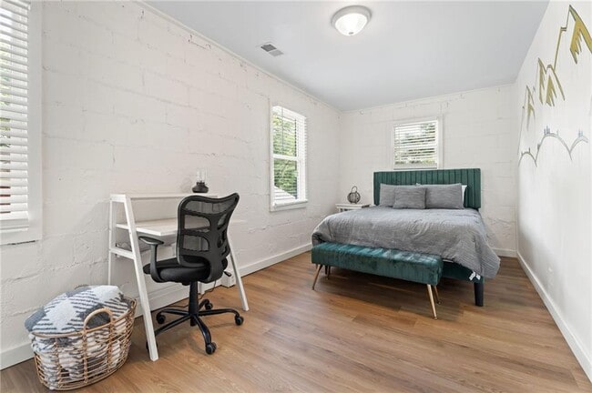 Photo - 255 Richardson Rd NW Unidad B