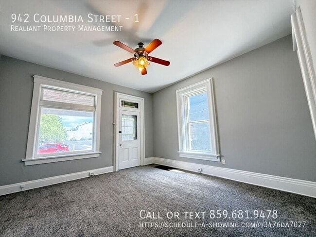 Photo - 942 Columbia St Unidad 1