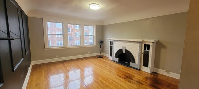 Photo - 2053 N Keeler Ave Apartments Unit 2