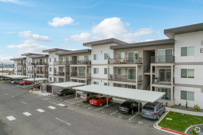 Building Photo - Columbia River Walk Rental
