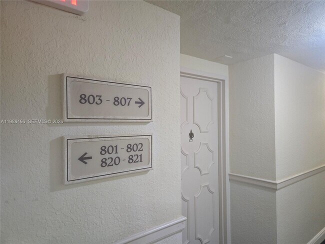 Photo - 3505 S Ocean Dr Unidad 804