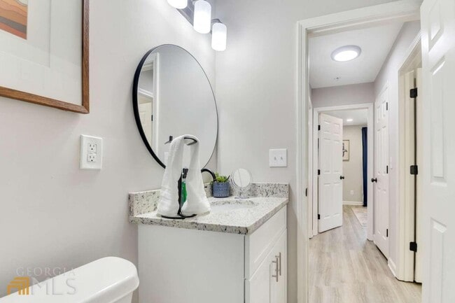 Photo - 1738 Spring Rd SW