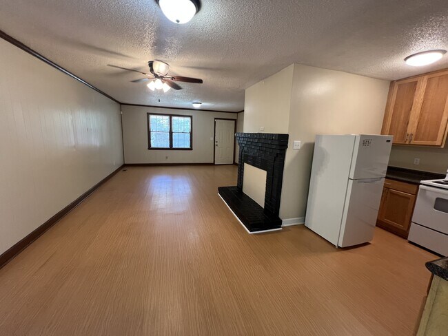 Photo - 1912 Heyward Brockington Rd