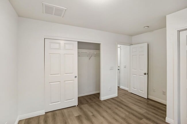 Photo - Beautiful 3 Bed Home With 3 Full Baths And Bed and Full Bath On 1st Floor