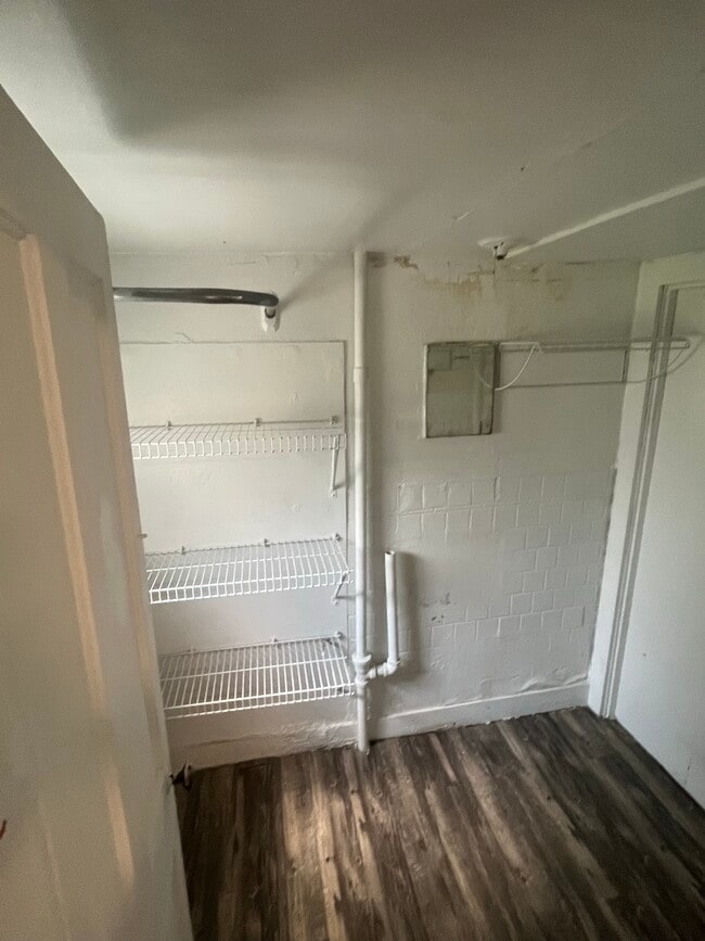 Photo - 29 Clinton Ave