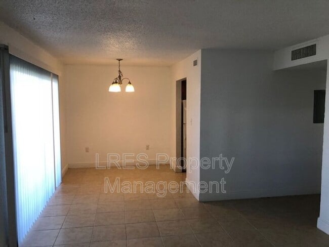 Photo - 4725 S Texas Ave