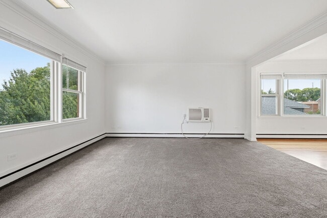 2726 N Nordica Ave Unit 3