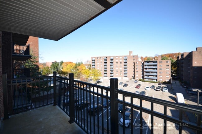 Photo - 262 Main St Unit 44