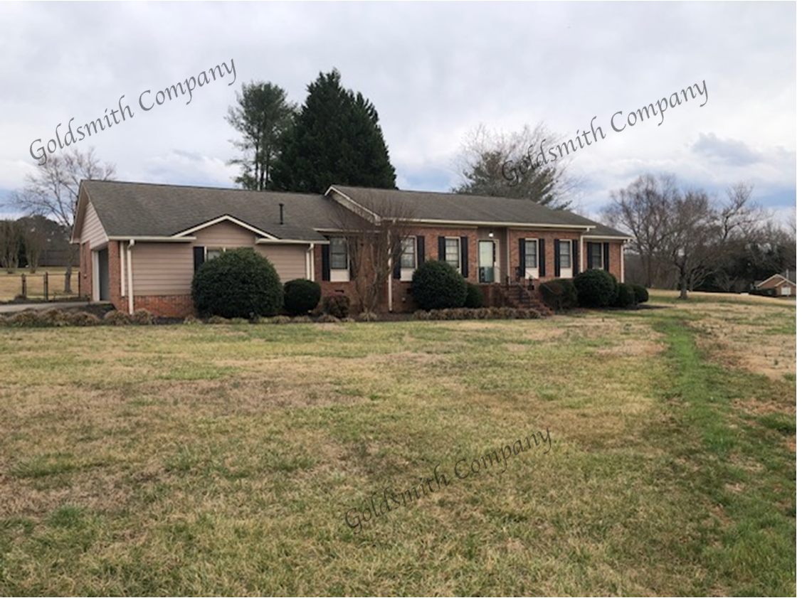 "Spacious 4-Bedroom Family Haven on Sheffi... - "Spacious 4-Bedroom Family Haven on Sheffi...