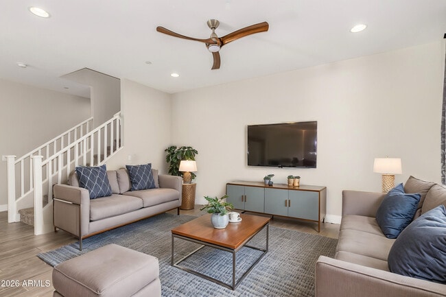 Photo - 1873 S Follett Way