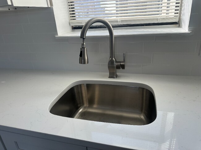 Photo - 67 Brinkerhoff St Unidad 4A