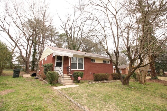 Adorable and affordable! 3 Bedroom Ranch ... - Adorable and affordable!  3 Bedroom Ranch ... Casa