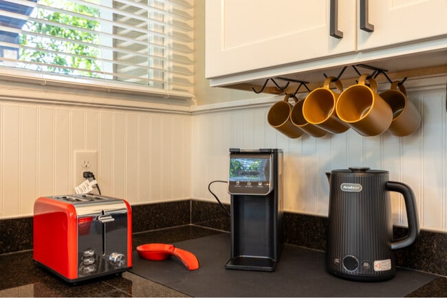 Photo - 500 Madison St