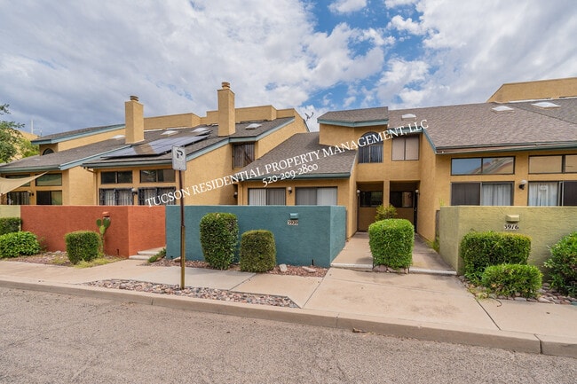 Building Photo - 3920 Paseo de Las Canchas Rental