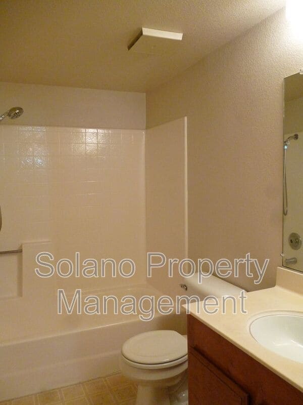 Photo - 159 Stageline Dr