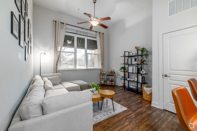 1BR, 1BA