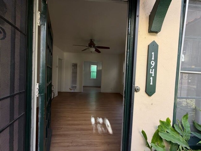 Building Photo - 1939 W Washington Blvd