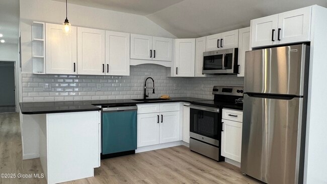 Photo - 355 4th St Unit 2nd Flr