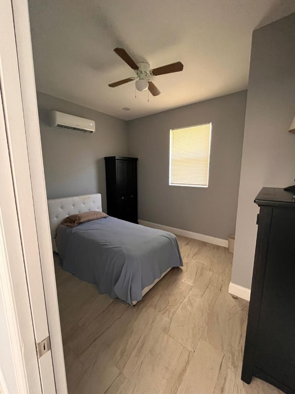 3408 Douglas St Unit E