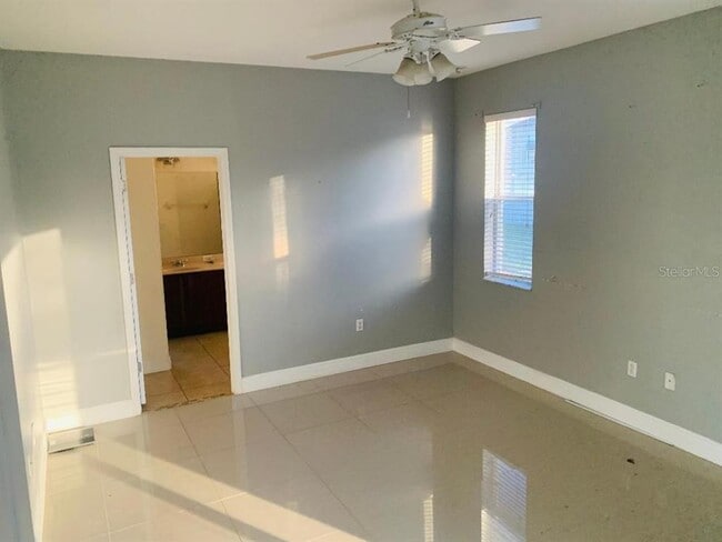 Photo - 2454 Hamlet Cir