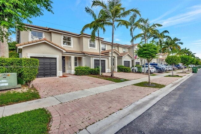 Photo - 964 NE 41st Pl
