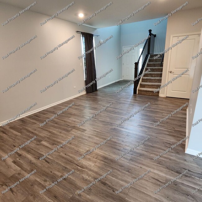 Photo - Like New 3 Bedroom Townhome