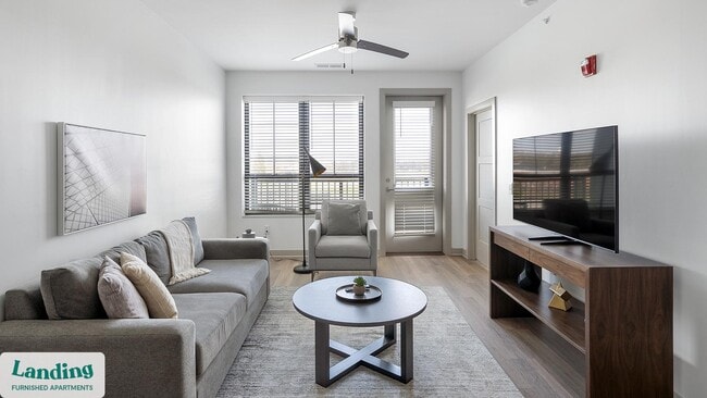 Photo - 5811 Main St Unidad 1-321.1407301