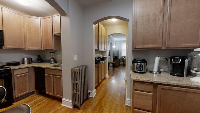 1925 Grove Ave Unit 212
