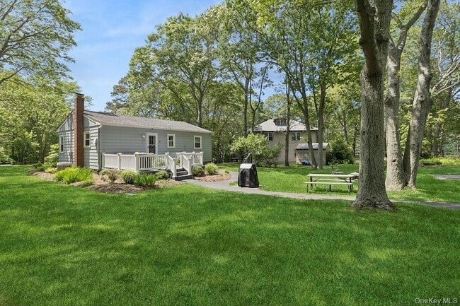 Photo - 28 The Trail