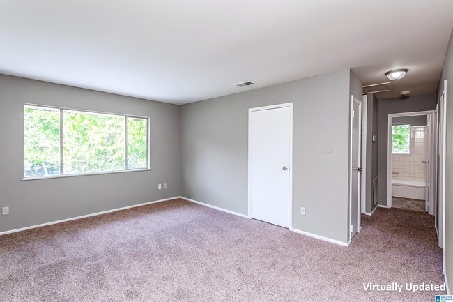 1112 S Gale Dr