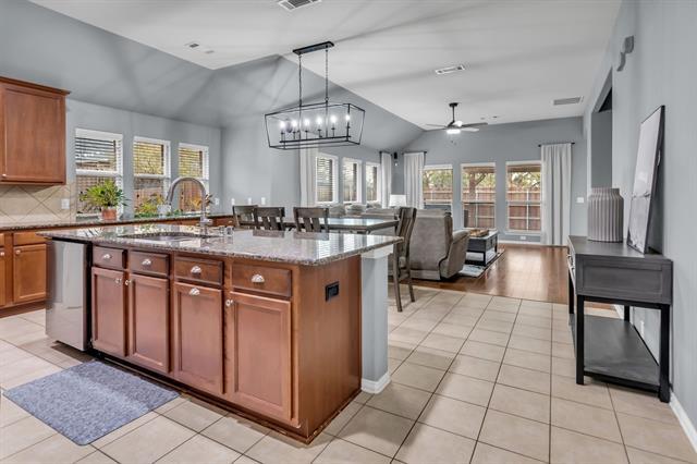 Photo - 6548 Fairview Dr