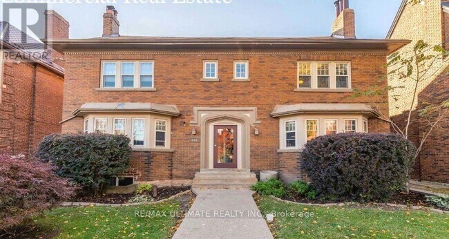 Photo - 470 Oriole Pkwy Unit 3