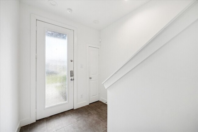 Photo - 2612 Bastrop St