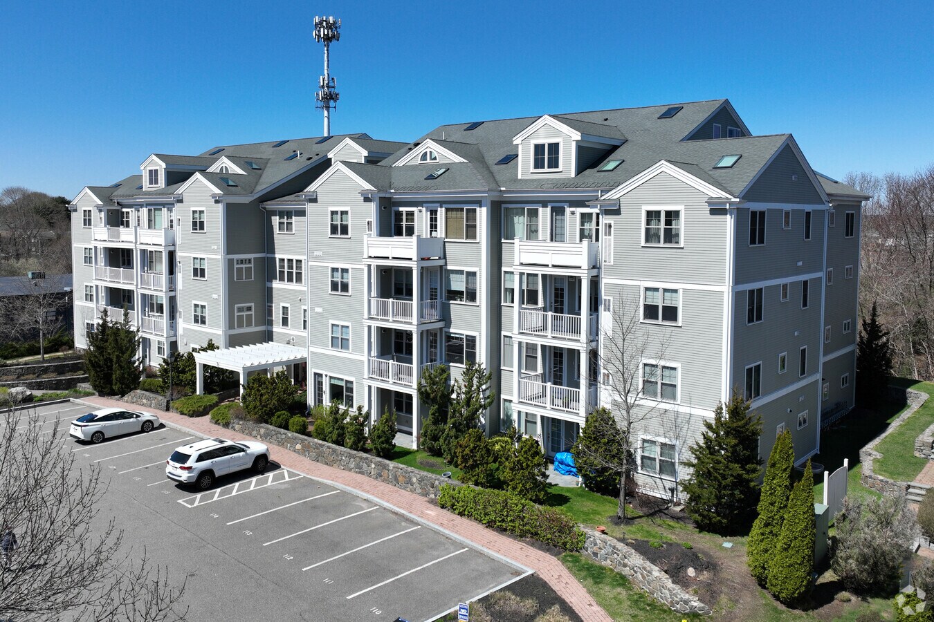 Edificio alternativo - Marblehead Highlands